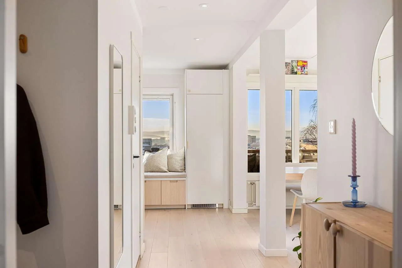 Home Window Repair: DIY Tips and Pro Guide